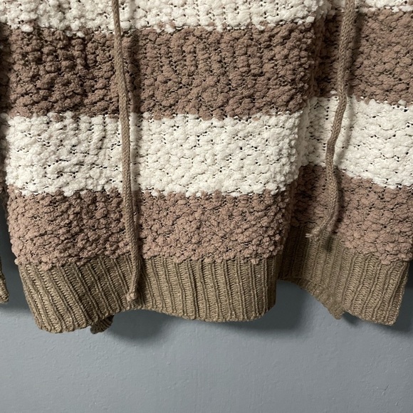 NWT Miracle Popcorn Chenille Cream/Tan Colorblock Sweater Hoodie. Size S/M - Picture 3 of 9